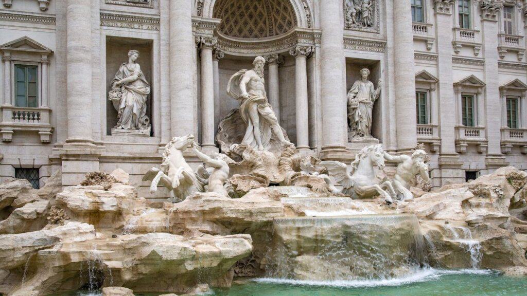 Trevi fountain: Romе Top-Ratеd Tourist Attractions