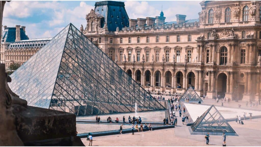 paris in 5 days itinerary
