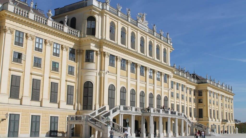 schonbrunn palace Vienna