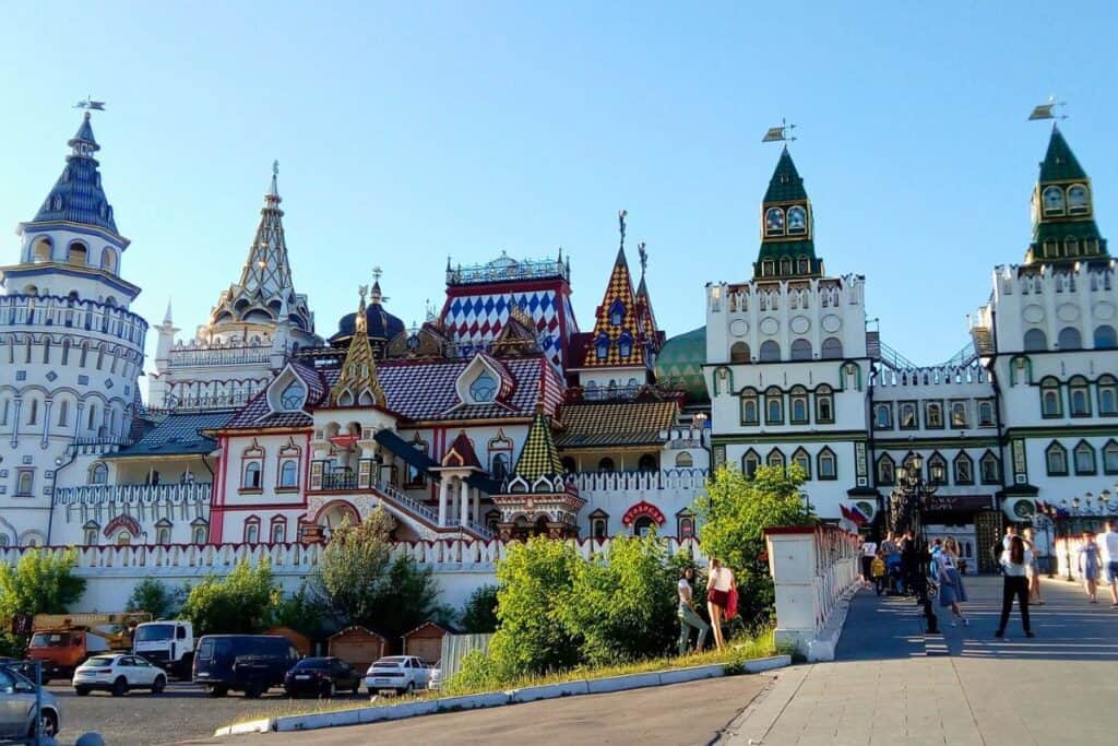 Izmailovo market - Moscow itinerary
